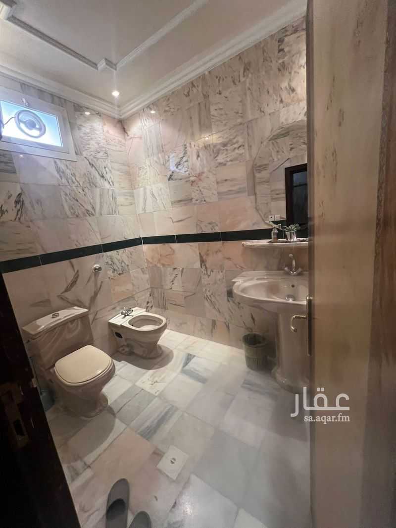9 bedroom villa in Al Wahah, Riyadh 6