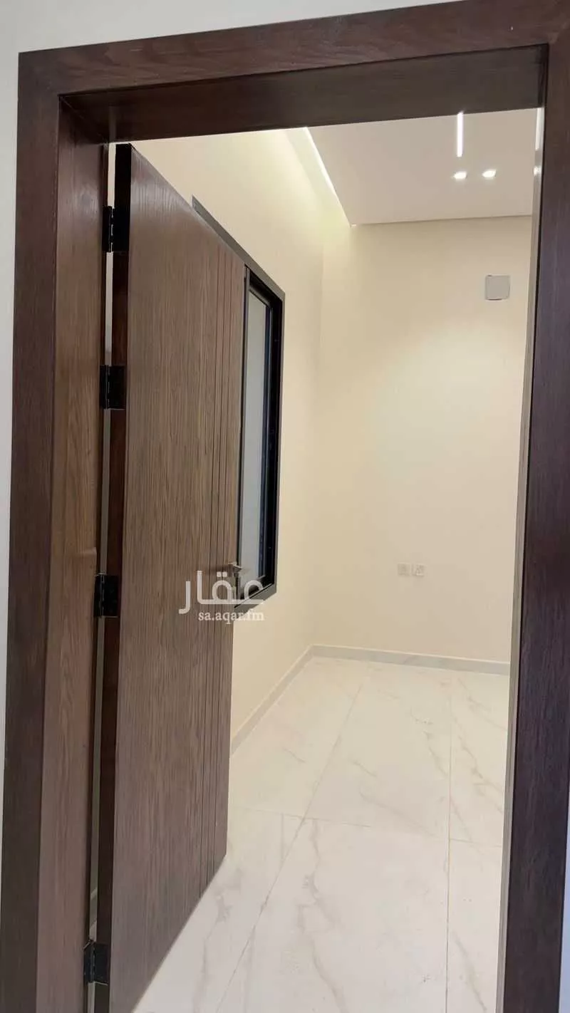 دور 5 غرف في السعادة 1