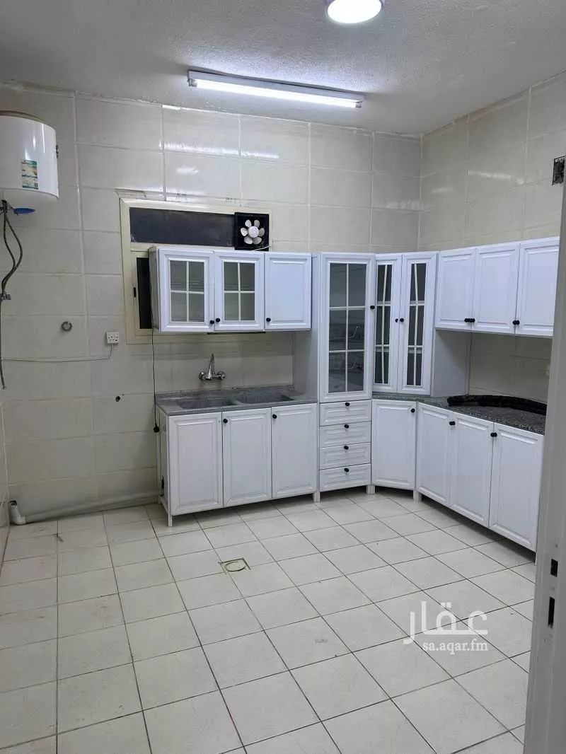 شقة 3 غرف في القادسية 1