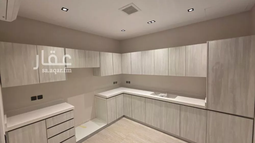 شقة 2 غرف في العارض 1