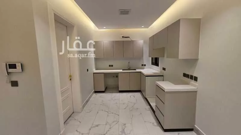 شقة 3 غرف في النزهة 4