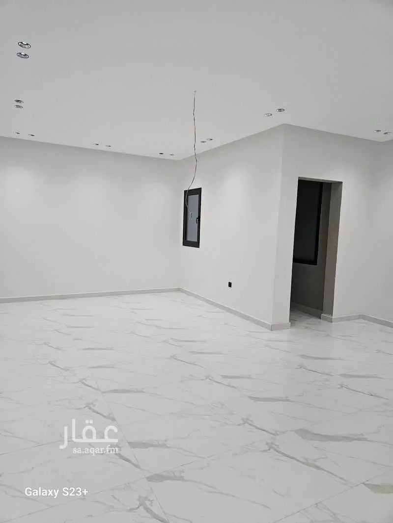 4 bedroom villa in Ash Shulah, Eastern Province 13
