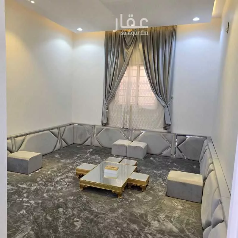 5 bedroom villa in Ash Sharq, Riyadh 16