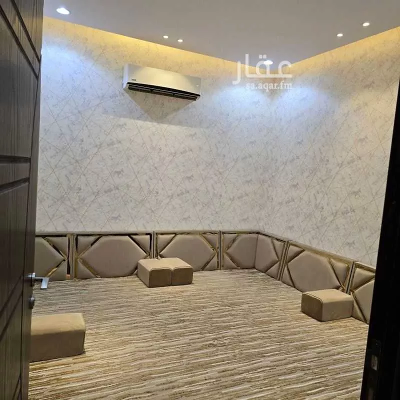 5 bedroom villa in Ash Sharq, Riyadh 12