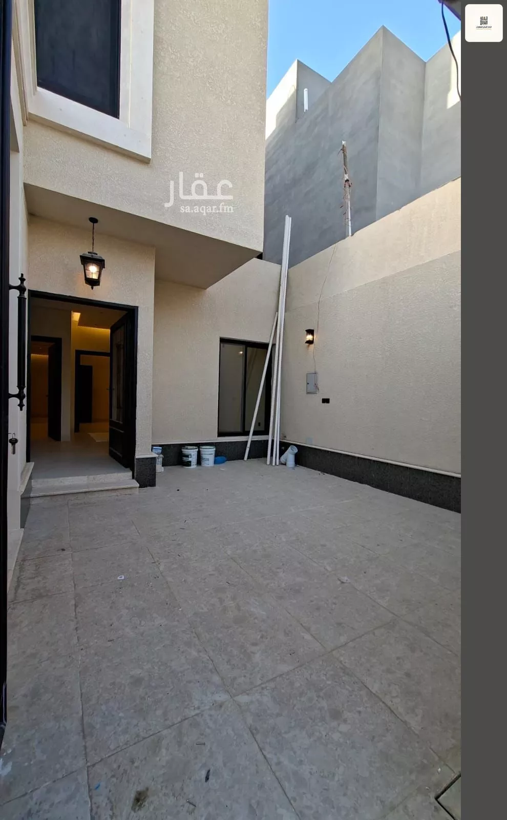 4 bedroom floor in Al Safa 2