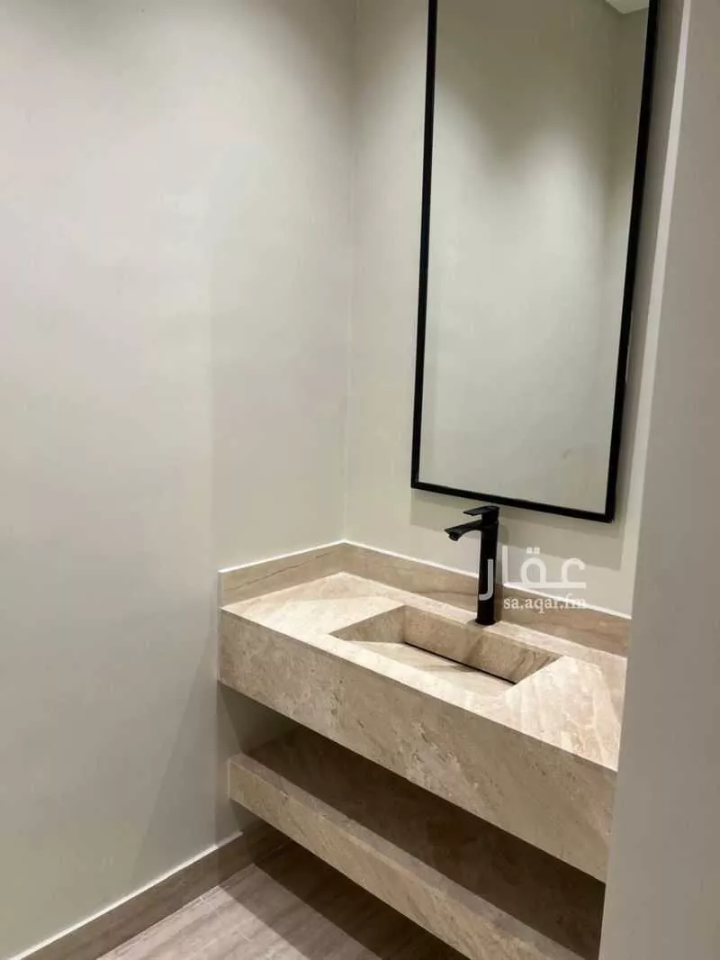 شقة 4 غرف في الحمرا 3