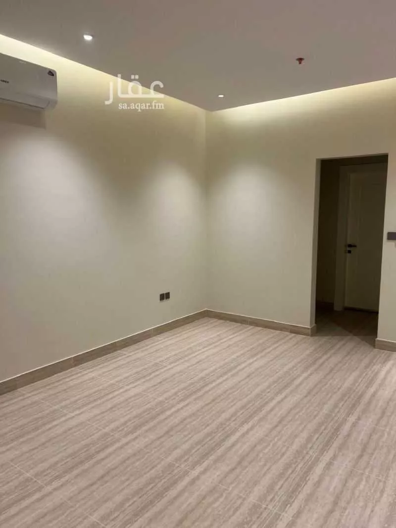 شقة 4 غرف في الحمرا 2