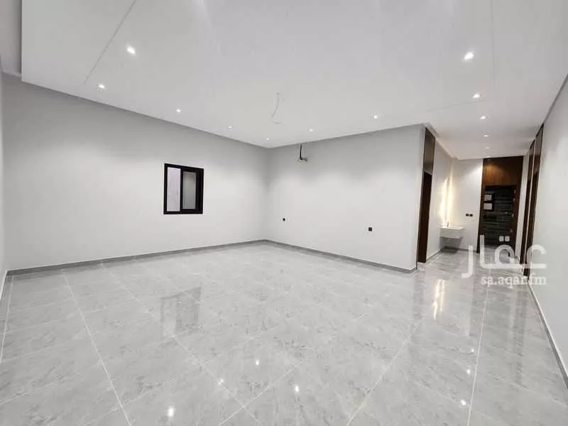 فيلا 15 غرف في الصالحية 4