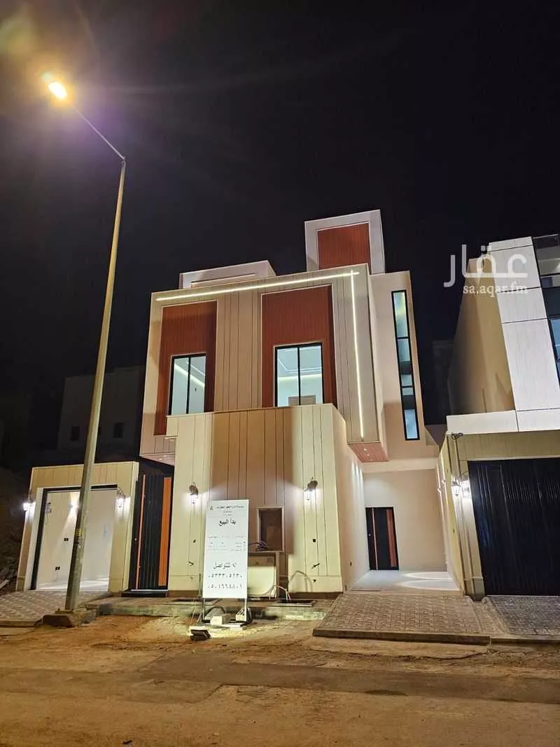 فيلا 6 غرف في الشرق 1