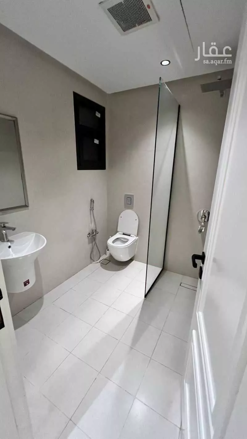 3 bedroom apartment in Al Yasmin 2