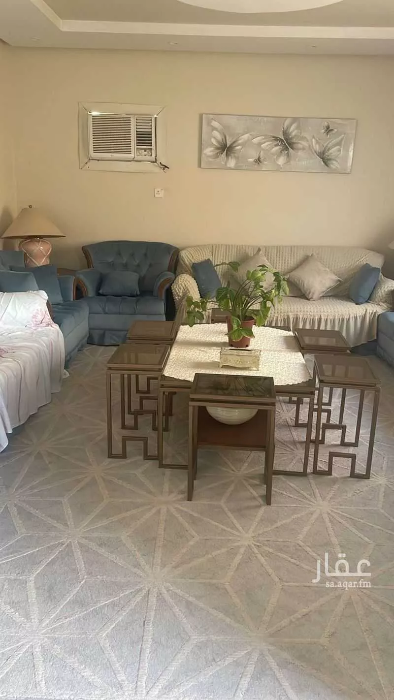 7 bedroom apartment in Al Yasmin 3