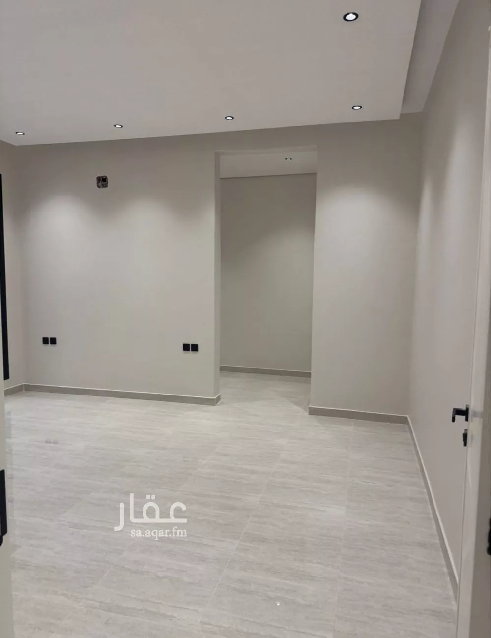 دور 5 غرف في الخليج 3