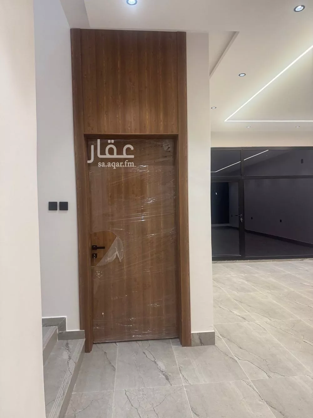 فيلا 5 غرف في الشرق 4