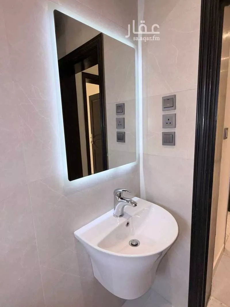 4 bedroom apartment in Al Zahra, Jeddah 4