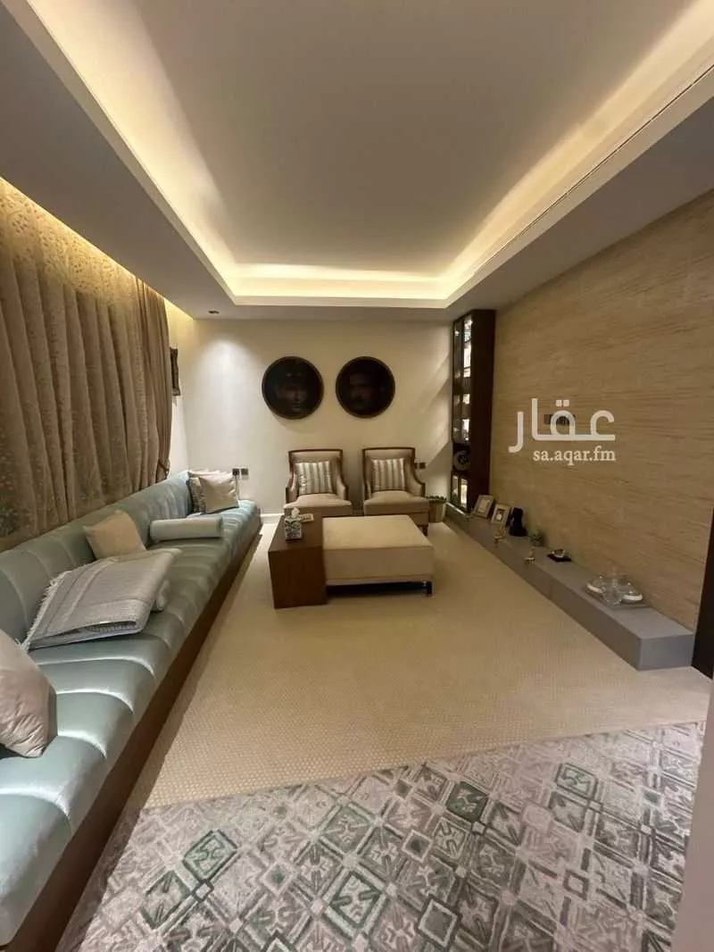 فيلا 4 غرف في العارض 5