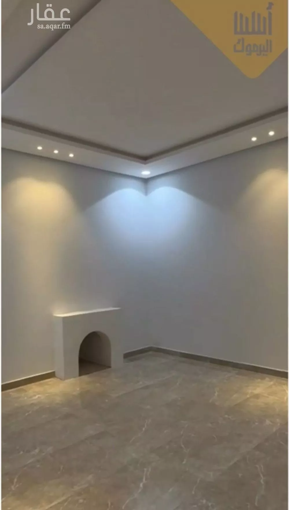 فيلا 8 غرف في العارض 2