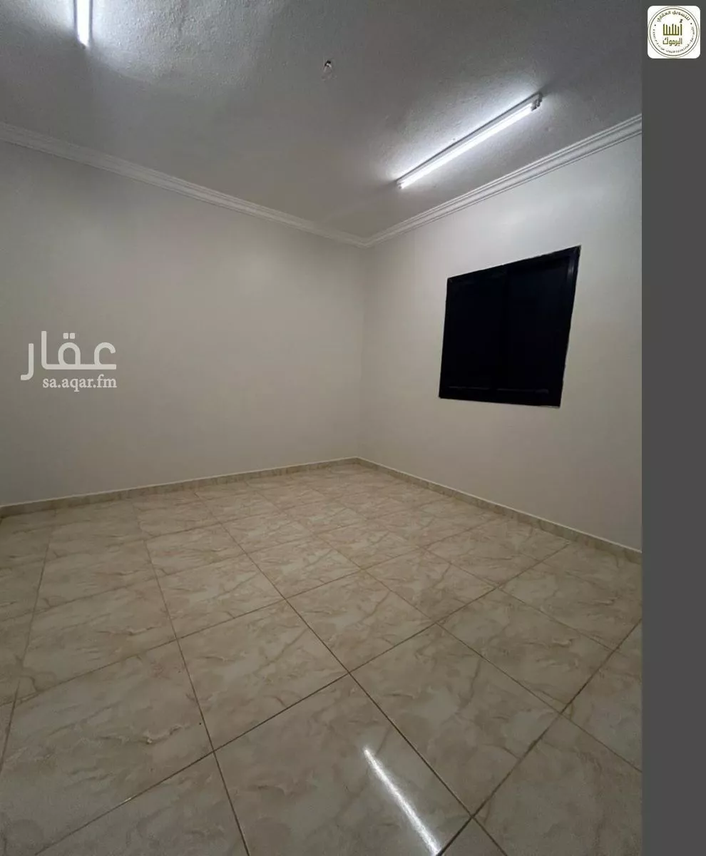 3 bedroom floor in Al Yarmouk 3