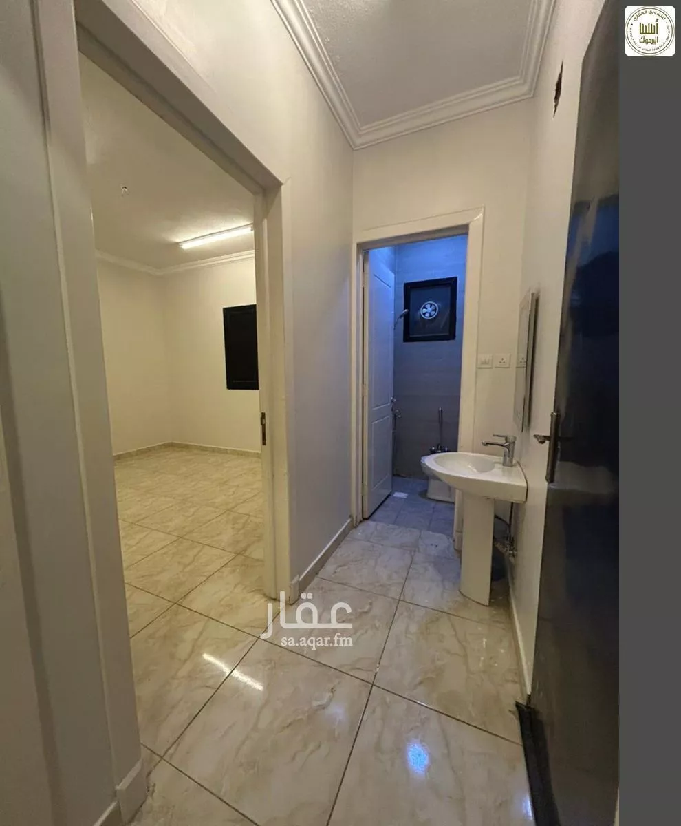 3 bedroom floor in Al Yarmouk 4