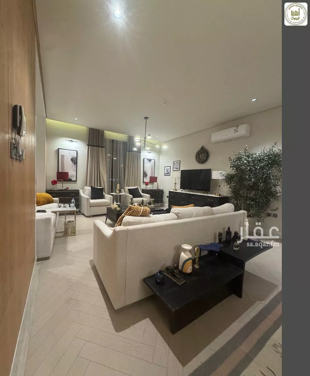 4 bedroom apartment in Ishbiliyah, Riyadh 6