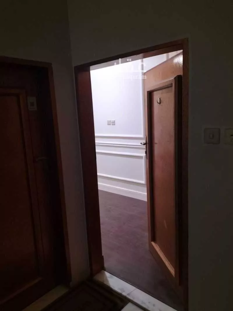 4 bedroom floor in Al Yarmouk 1