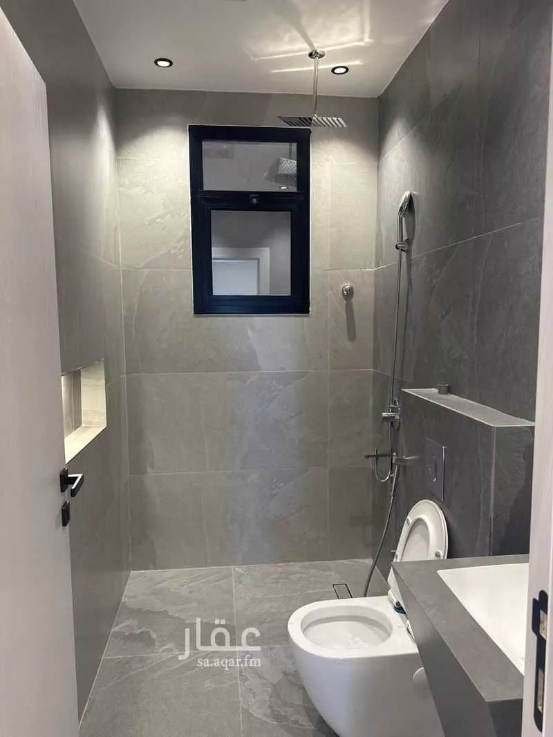 فيلا 5 غرف في النقس 5