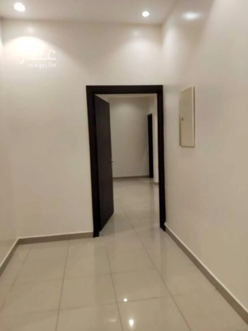 شقة 3 غرف في العارض 4