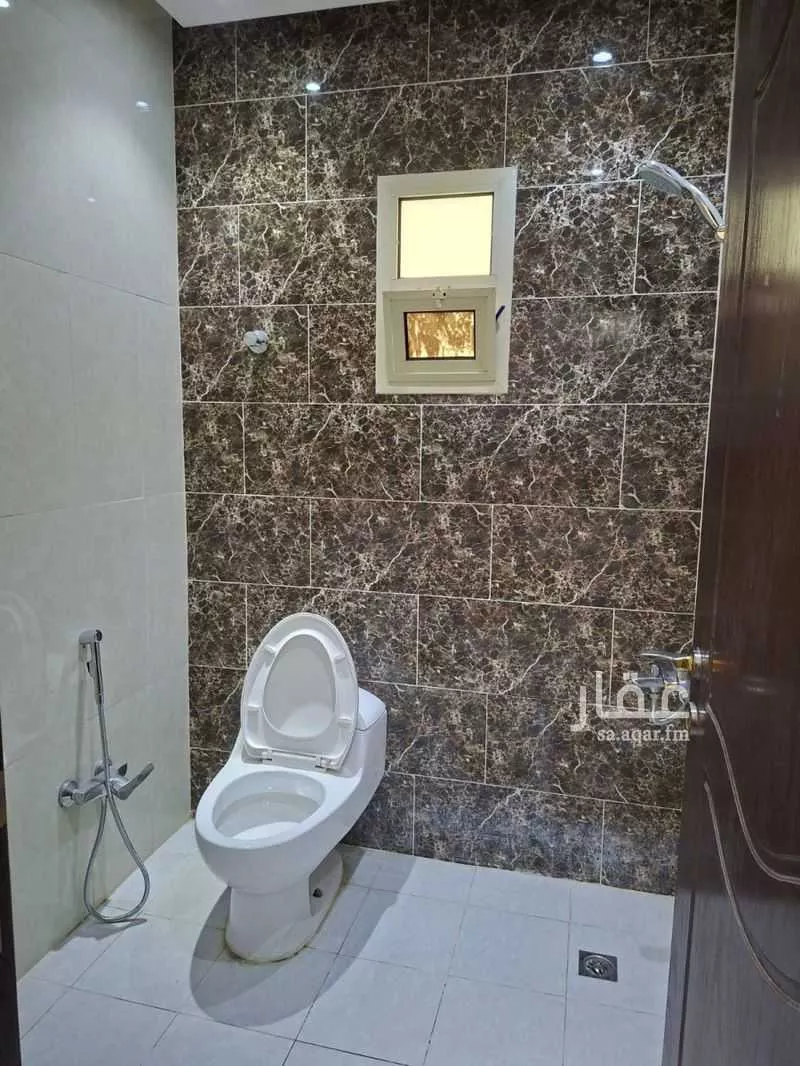 3 bedroom apartment in Al Yasmin 4