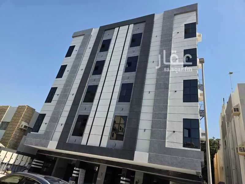 410 sqm building in Al Rawdah 3
