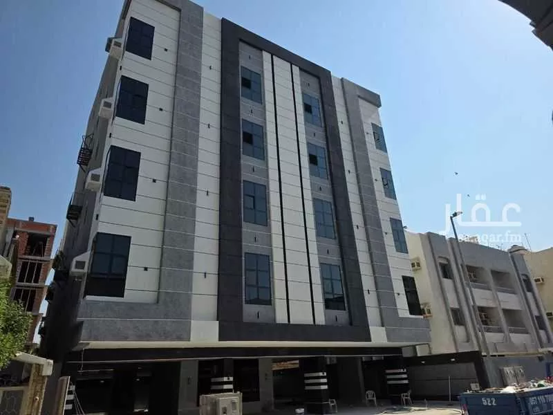 410 sqm building in Al Rawdah 4