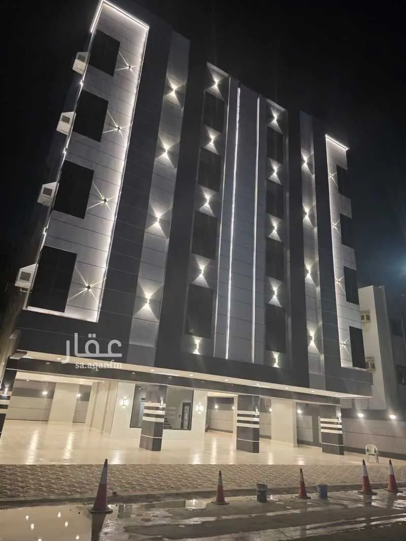 410 sqm building in Al Rawdah 2