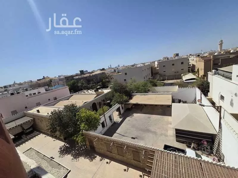 عمارة 2751 م² في البساتين 2