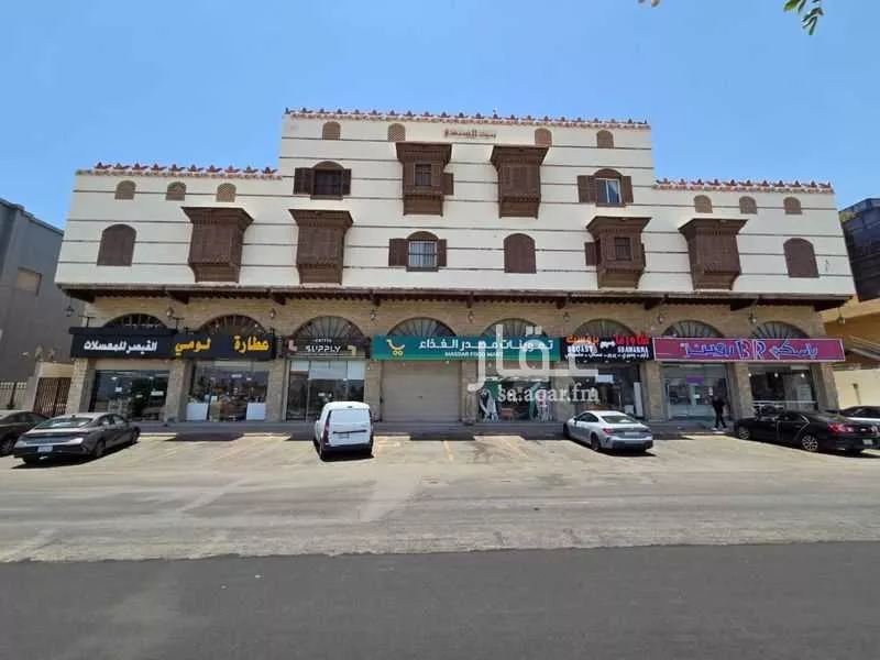 عمارة 2751 م² في البساتين 1