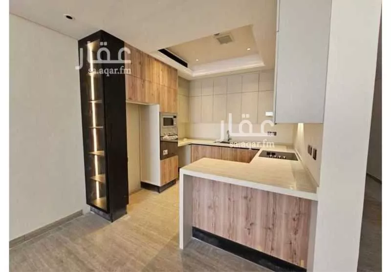 شقة 3 غرف في العقيق 5