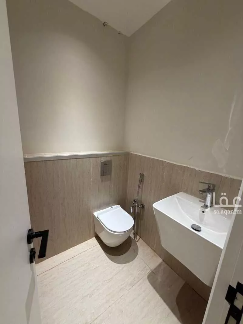 2 bedroom apartment in Al Aqiq 1