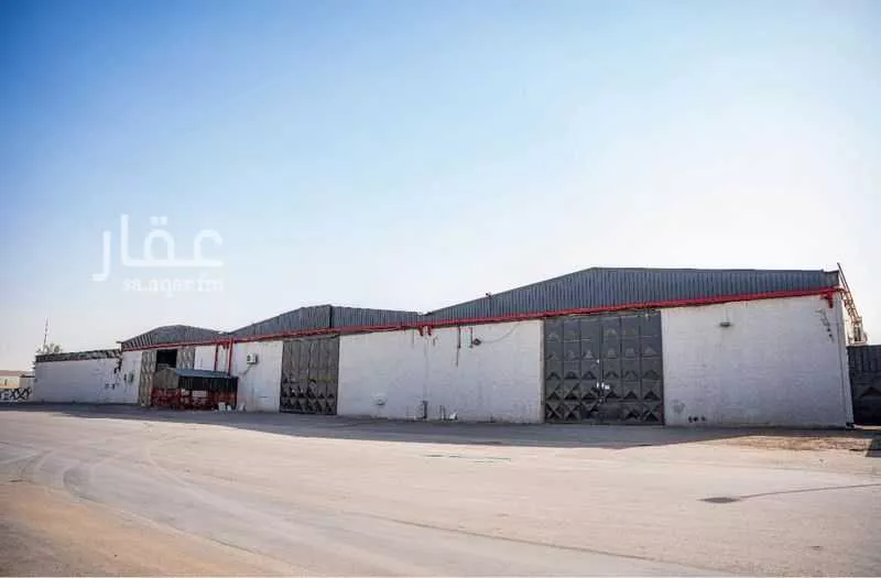 مستودع 7500 م² في العزيزية 2