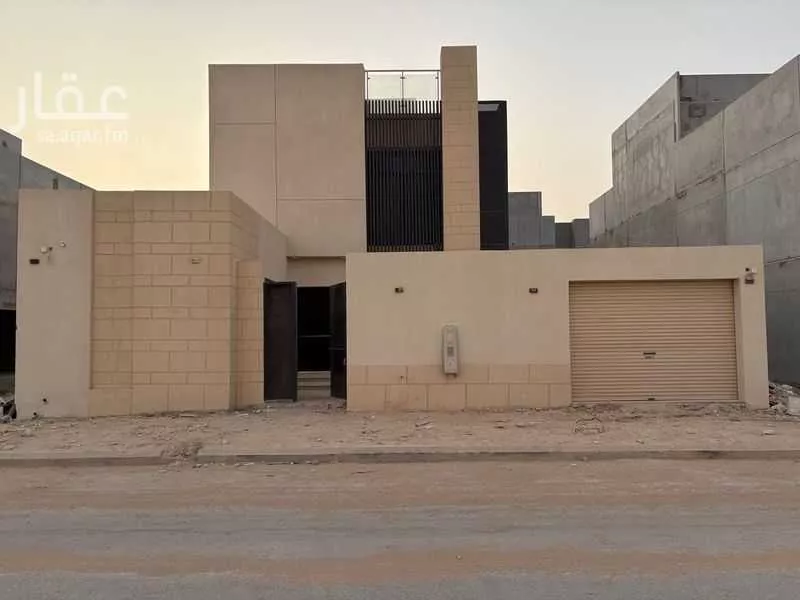 4 bedroom villa in Uraidh, Riyadh 4