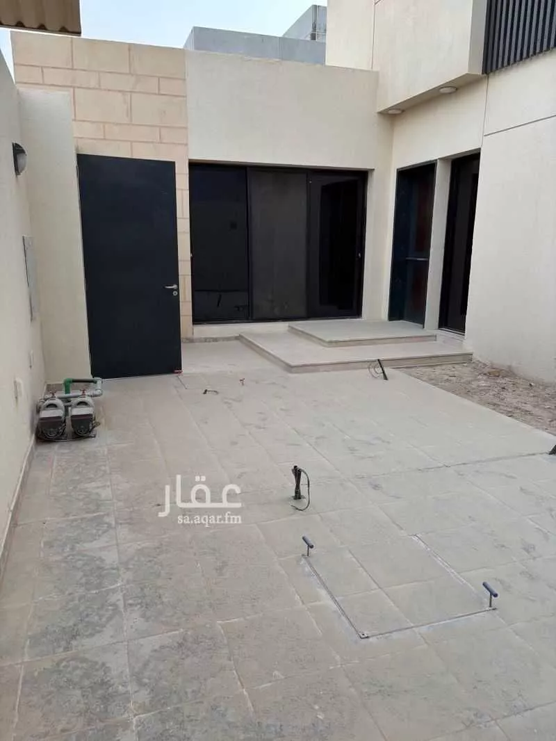 4 bedroom villa in Uraidh, Riyadh 9