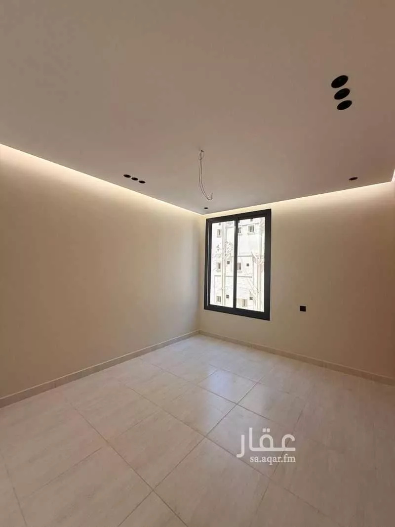 شقة 4 غرف في الروضة 4