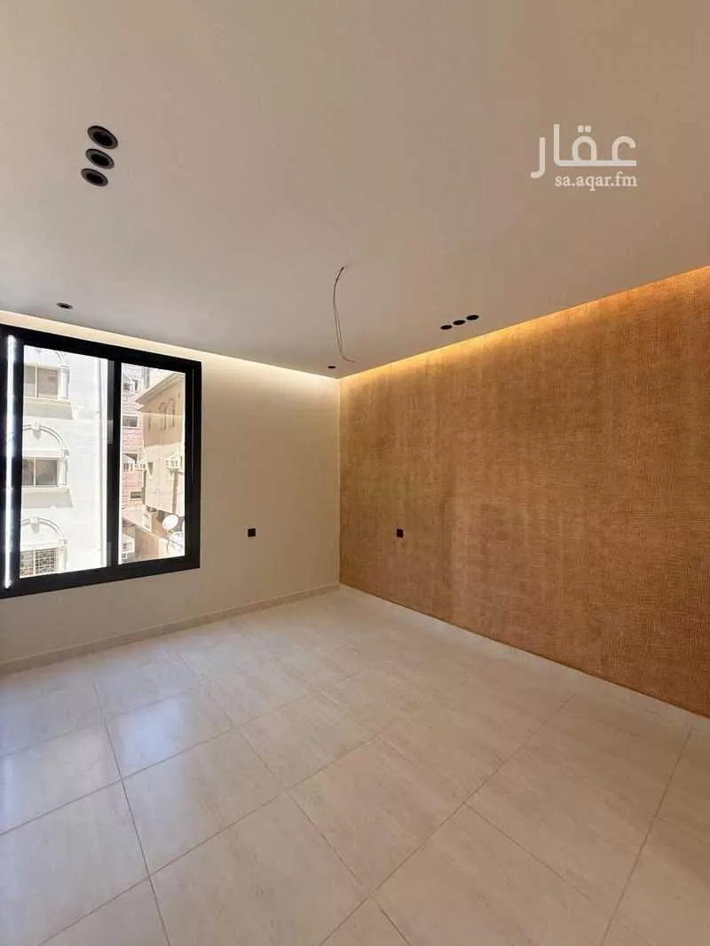 شقة 4 غرف في الروضة 2