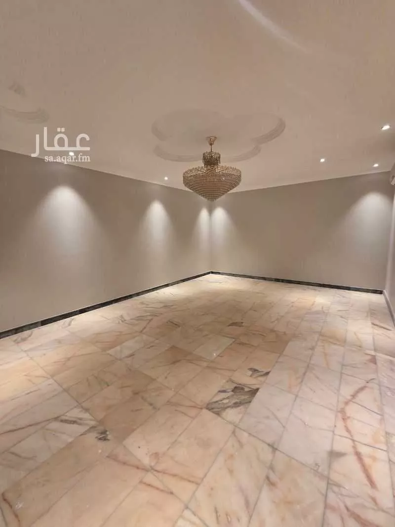 5 bedroom villa in Al Izdihar, Riyadh 8