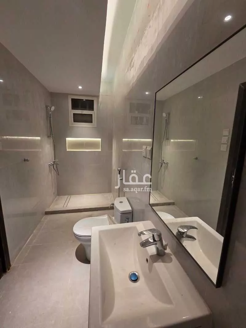 5 bedroom villa in Al Izdihar, Riyadh 4