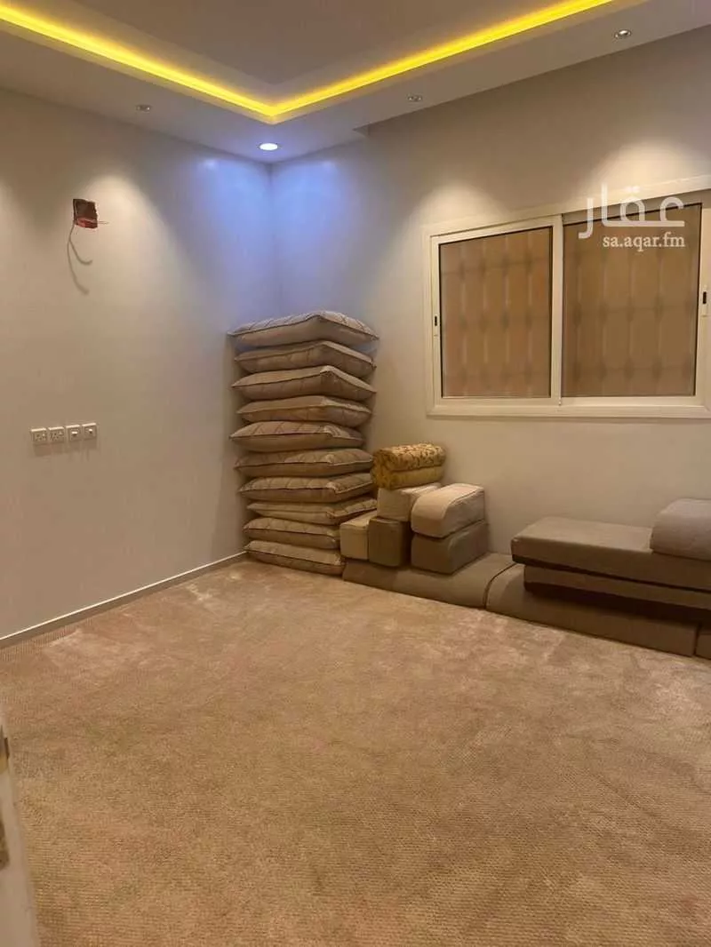 4 bedroom villa in Dhahrat Namar, Riyadh 6