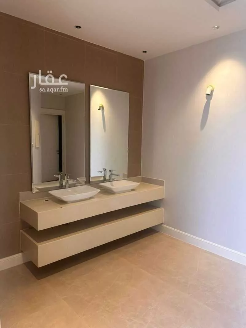 4 bedroom villa in Dhahrat Namar, Riyadh 9