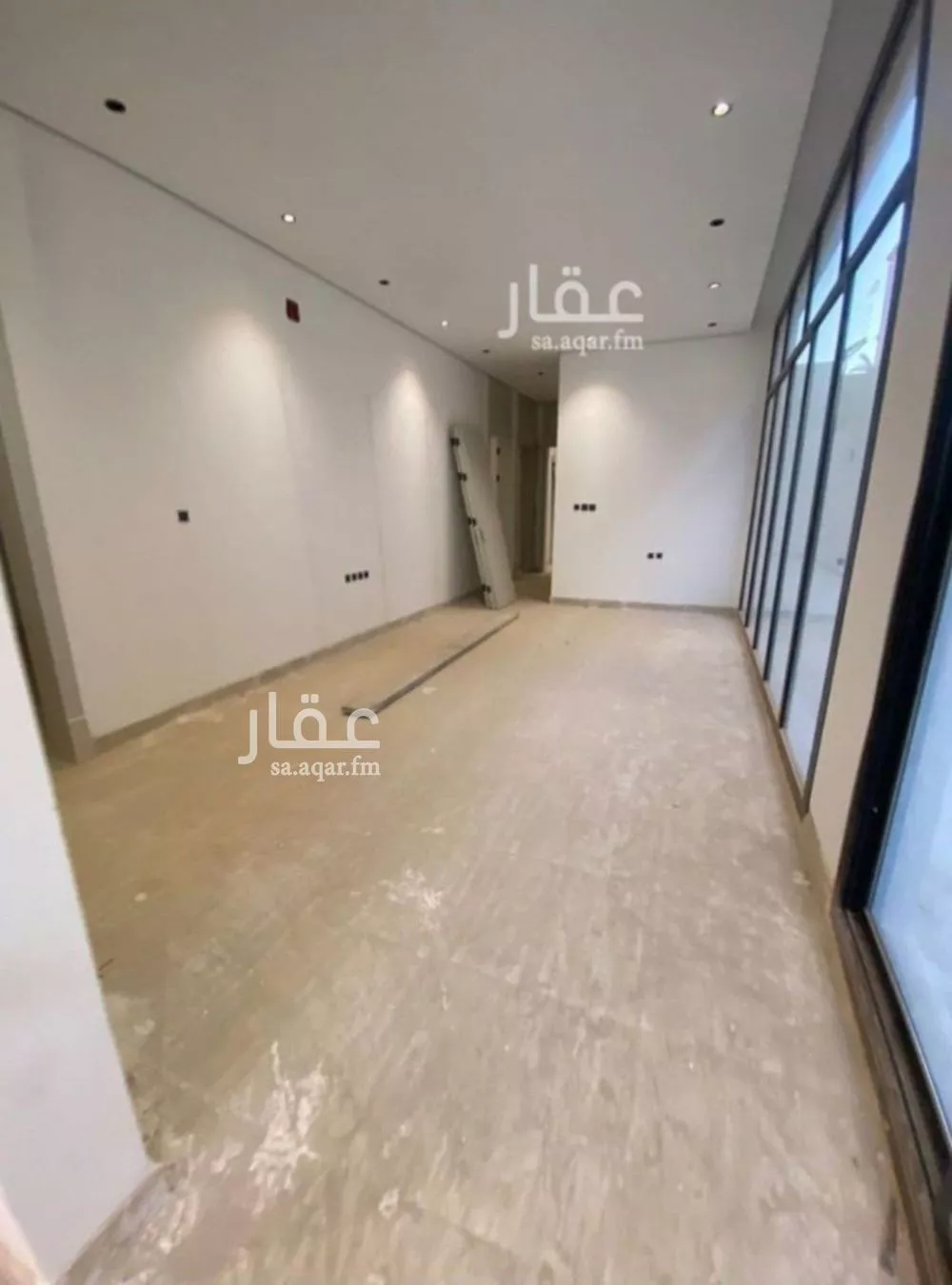 4 bedroom floor in Al Khaleej 2