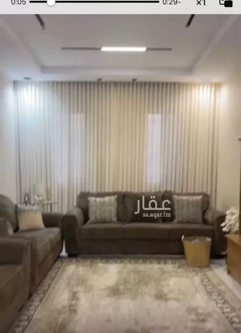 فيلا 12 غرف في النظيم 4