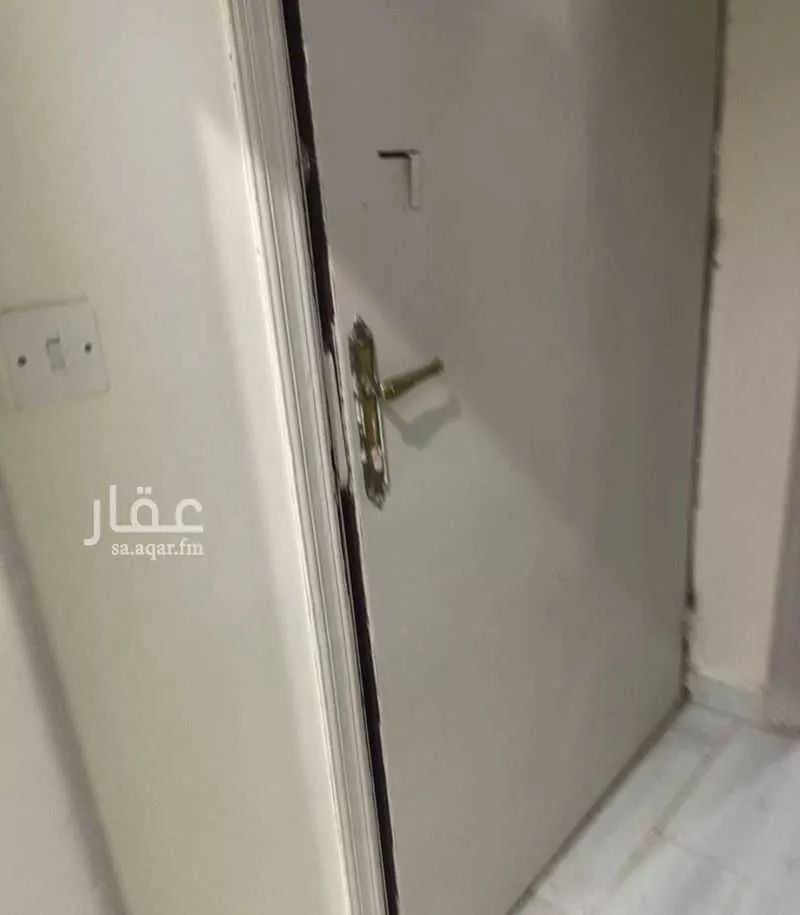 فيلا 13 غرف في النظيم 2