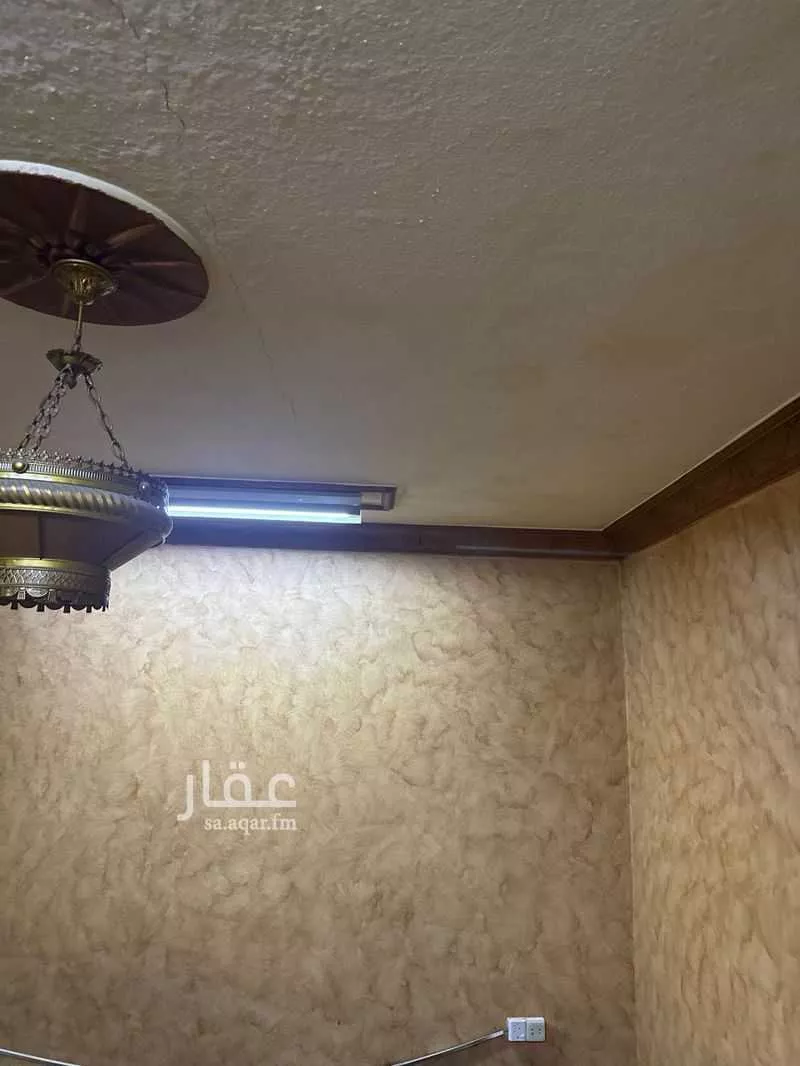 390 sqm shop in Al Sulay 5