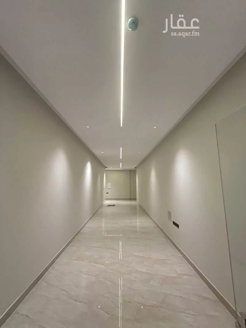 عمارة 2000 م² في القادسية 2