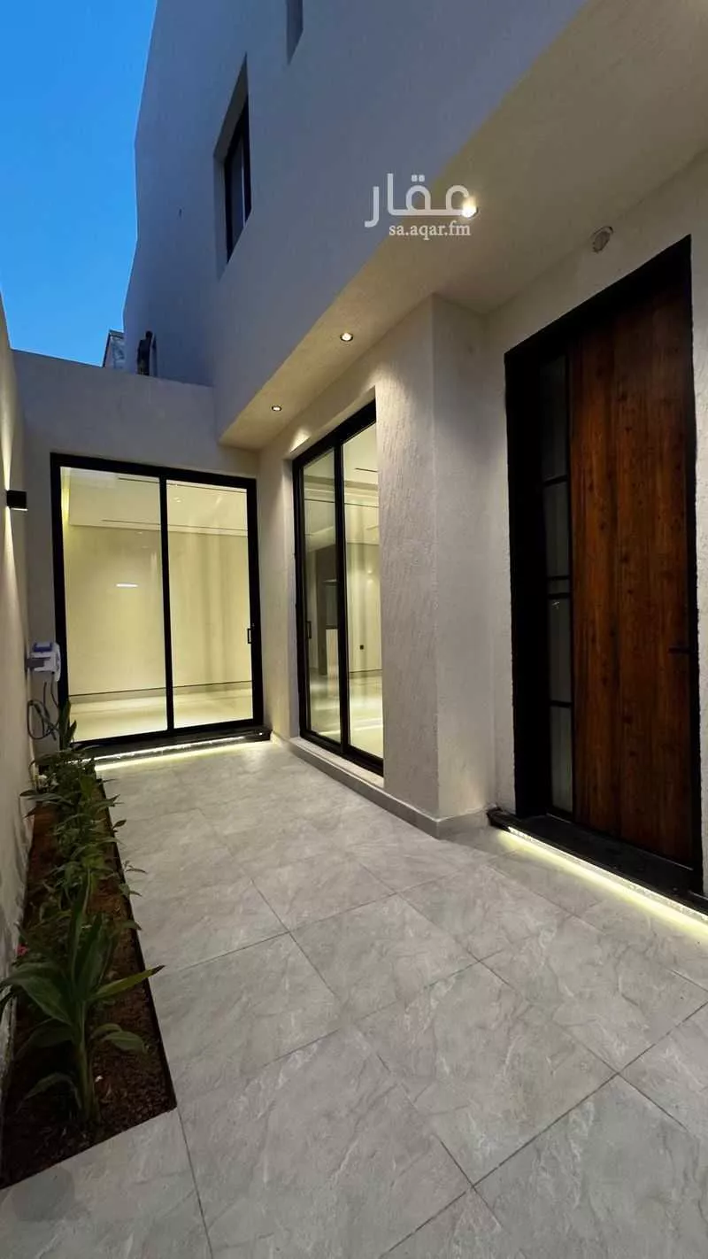 فيلا 5 غرف في العريجاء الغربية 5