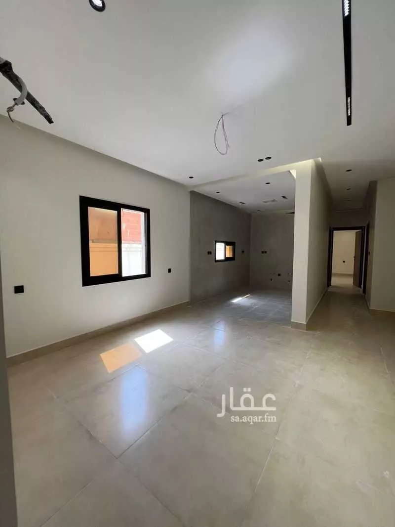 شقة 4 غرف في الروضة 3